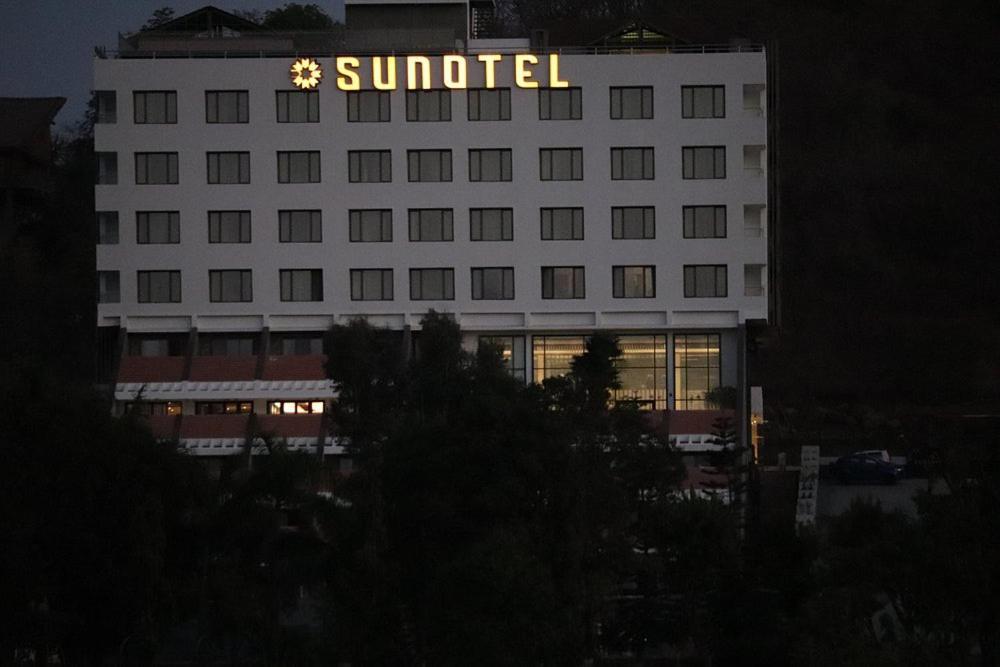 Sunotel Saputara Eksteriør billede